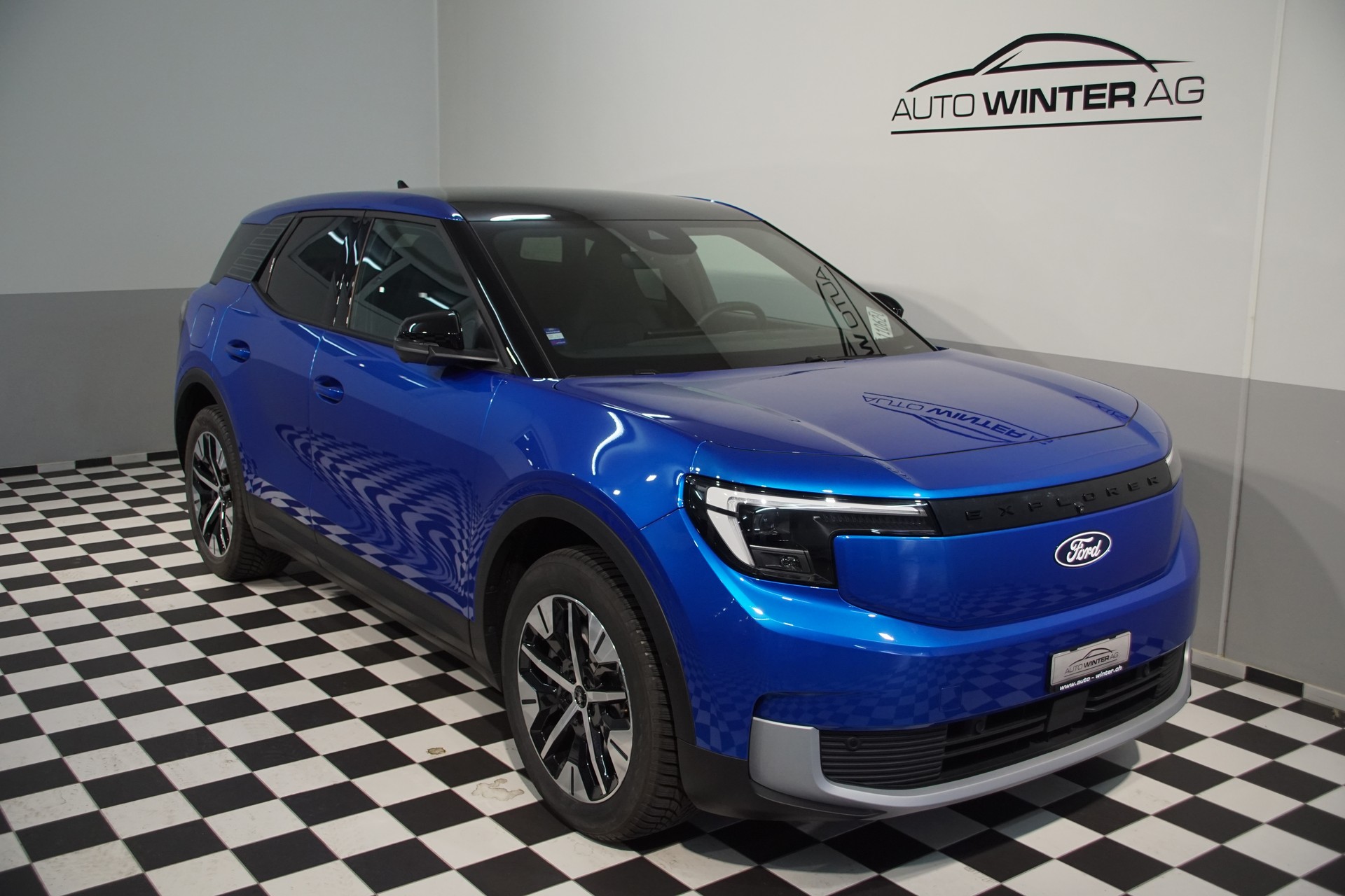 FORD Explorer Elektro 79kWh Dual Extended Range Premium AWD *swiss*