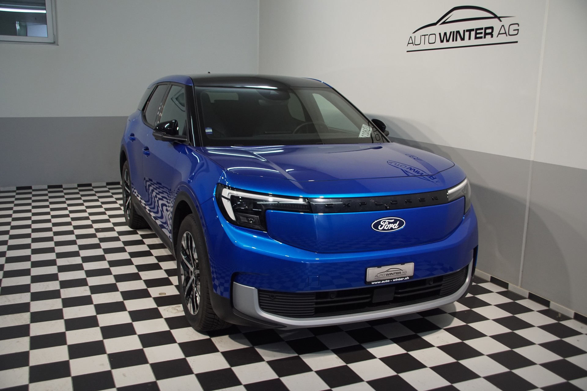 FORD Explorer Elektro 79kWh Dual Extended Range Premium AWD *swiss*-showroom-element-2