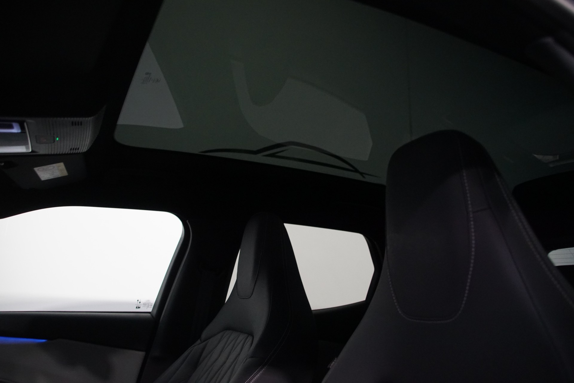 FORD Explorer Elektro 79kWh Dual Extended Range Premium AWD *swiss*-image-13