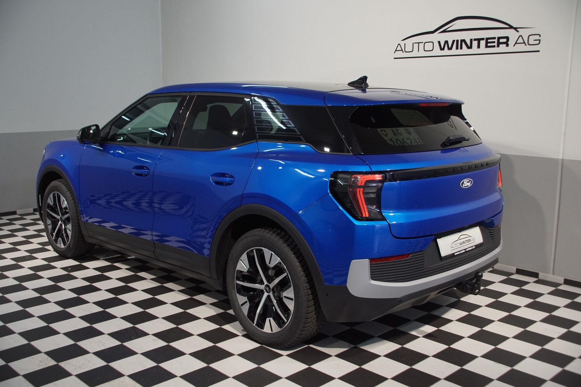 FORD Explorer Elektro 79kWh Dual Extended Range Premium AWD *swiss*-image-5