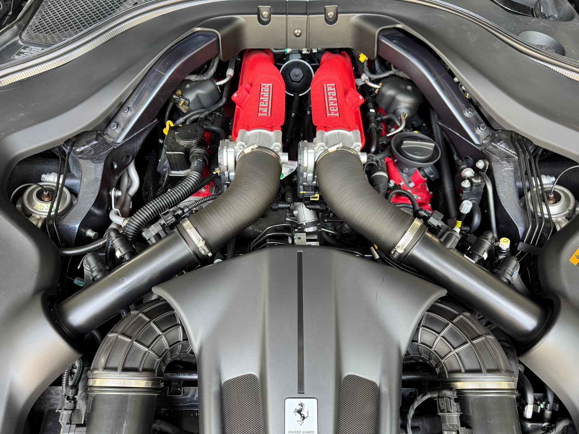 FERRARI Roma 3.9 V8 T-image-7