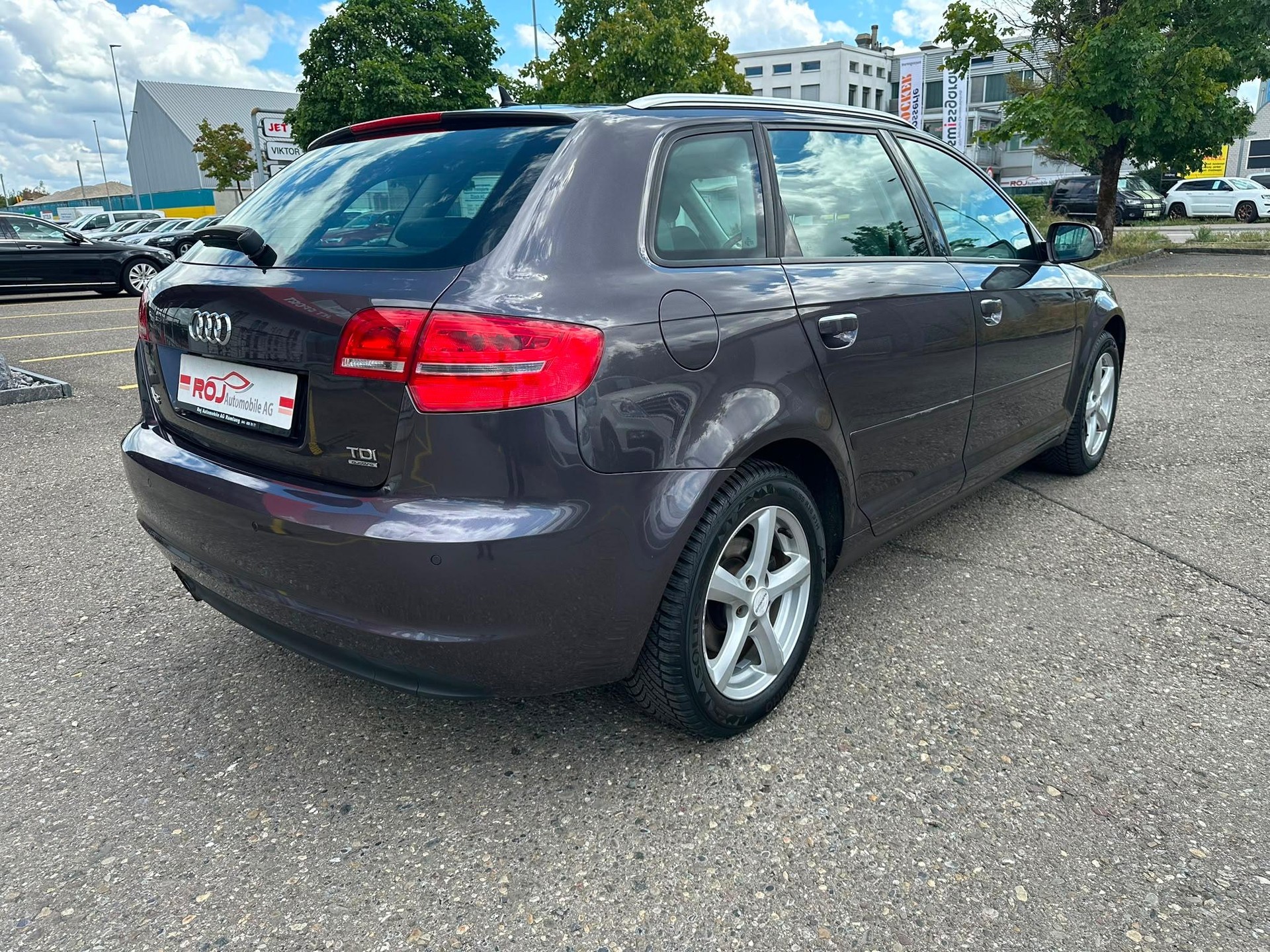AUDI A3 Sportback 2.0 TDI Ambition quattro-image-5