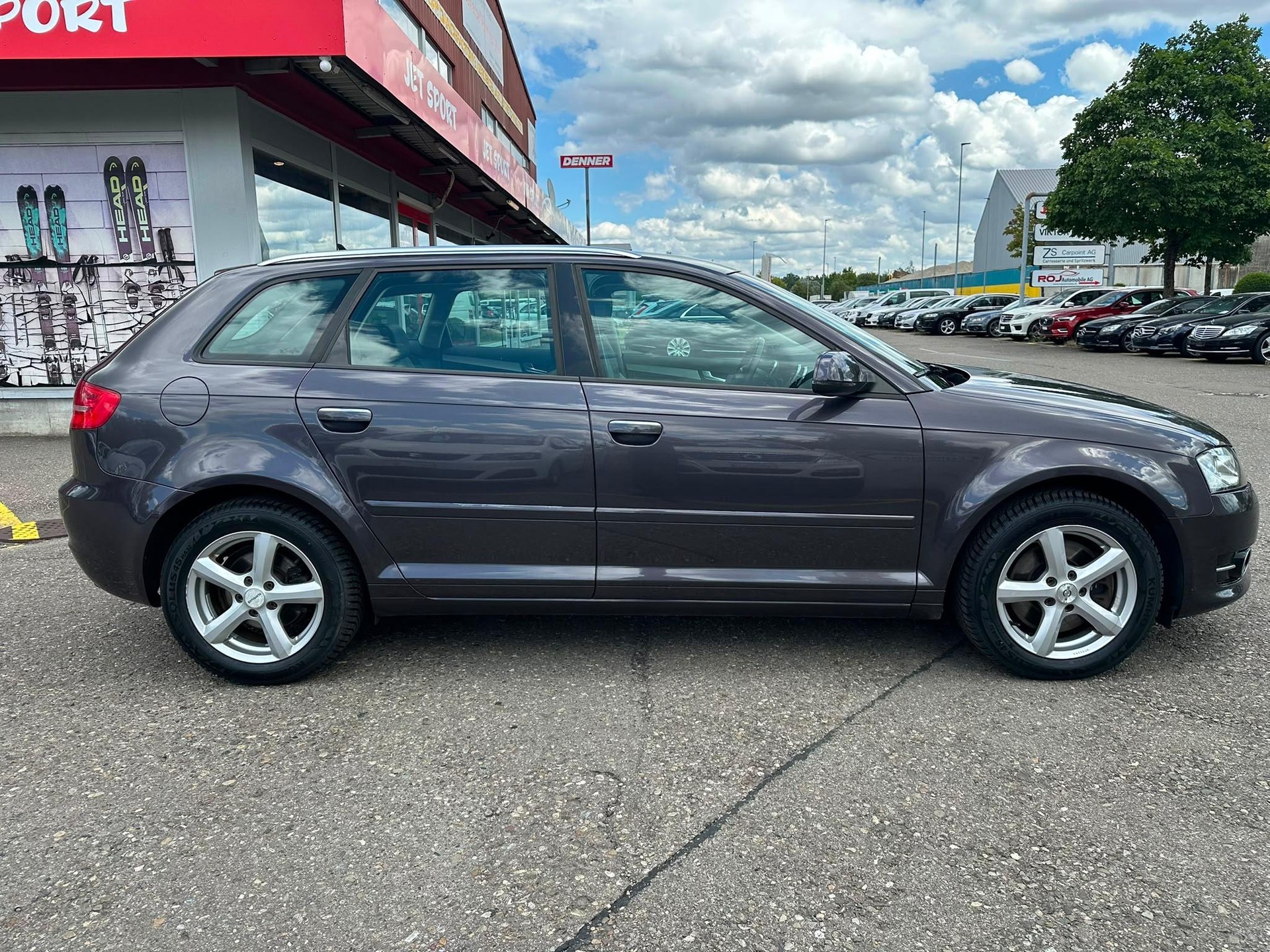 AUDI A3 Sportback 2.0 TDI Ambition quattro-image-4
