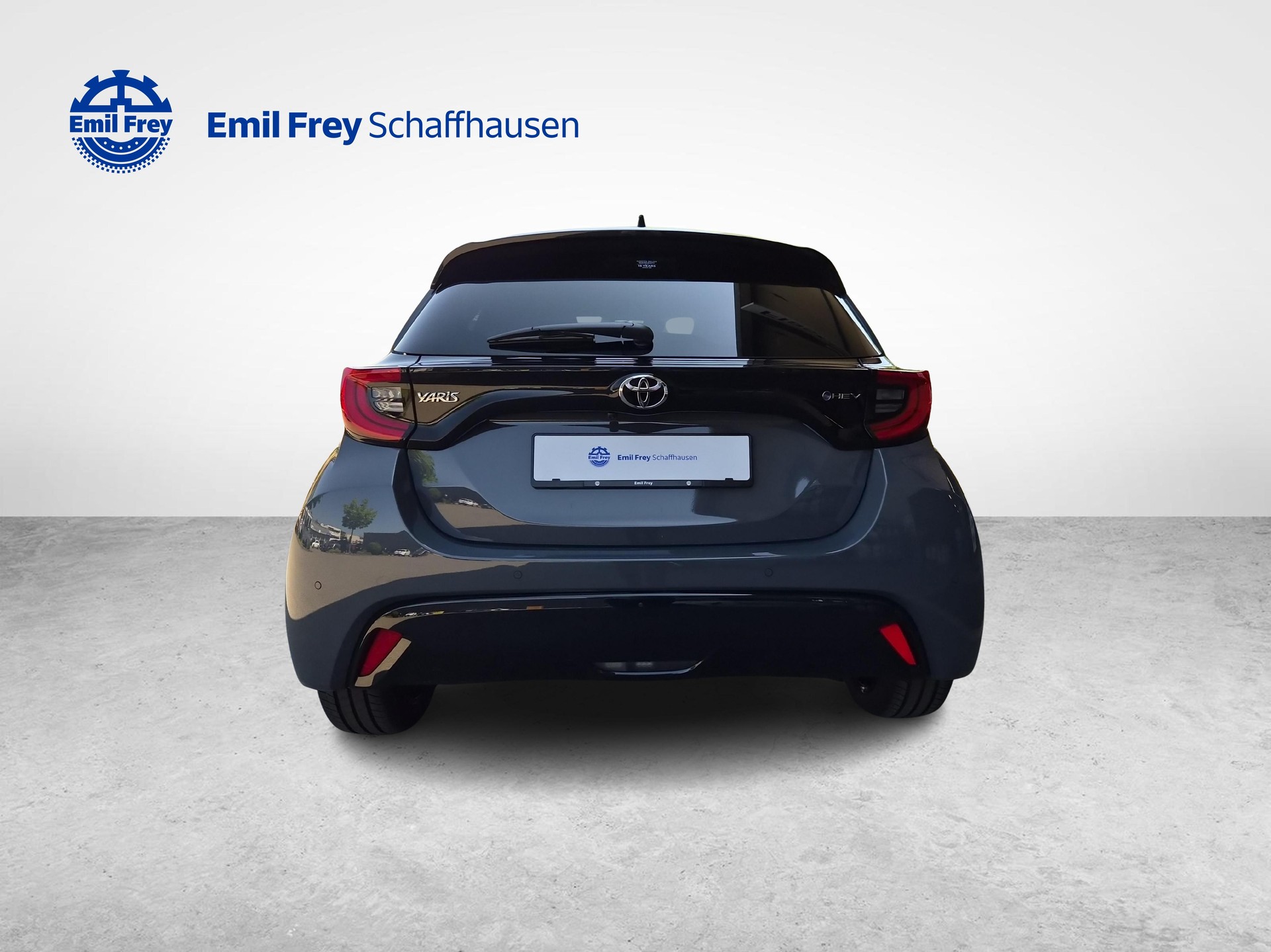 TOYOTA Yaris 1.5 VVT-i HSD Premium-showroom-element-3