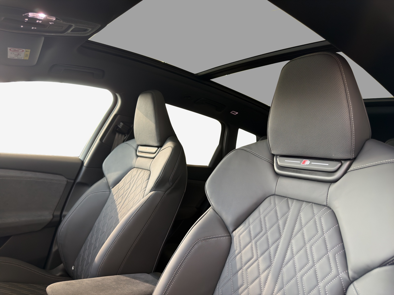 AUDI Q6 e-tron quattro-image-14