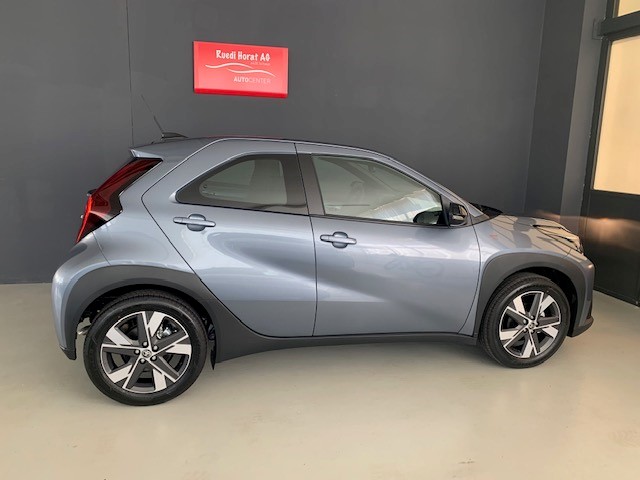 TOYOTA Aygo X 1.5 VVT-i HSD Comfort-image-4