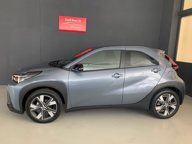 TOYOTA Aygo X 1.5 VVT-i HSD Comfort-showroom-element-1