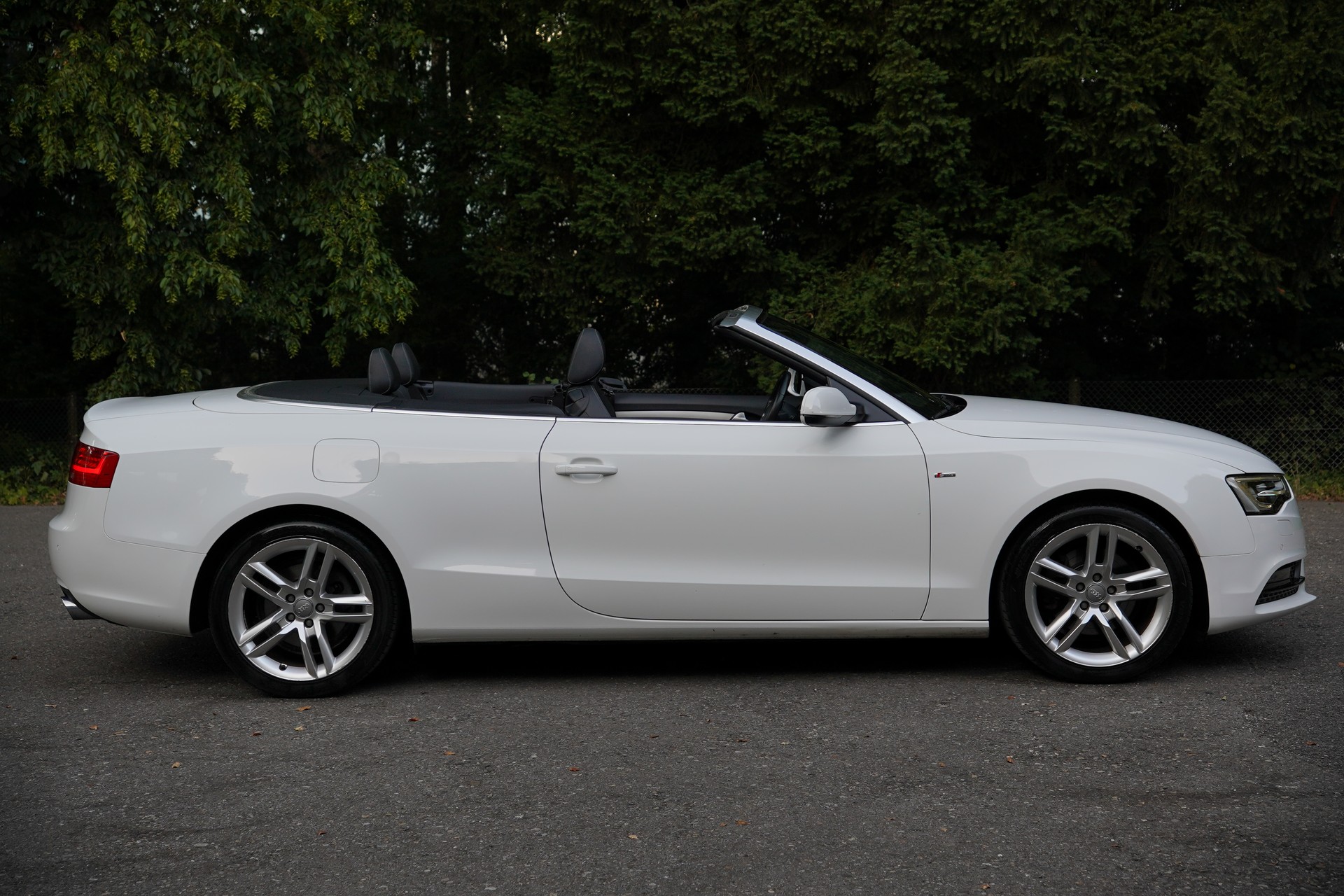 AUDI A5 Cabriolet 1.8 TFSI-showroom-element-1