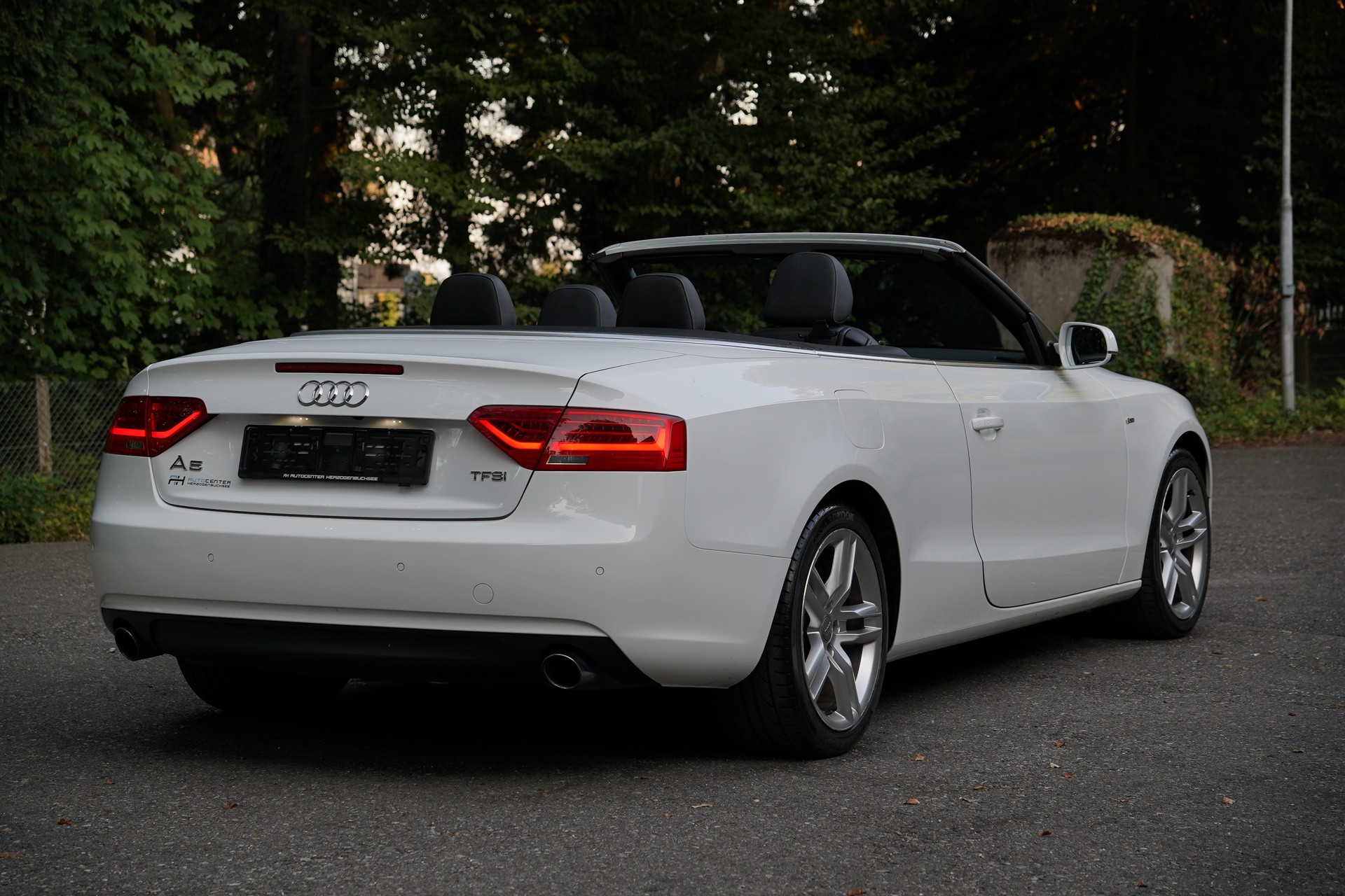 AUDI A5 Cabriolet 1.8 TFSI-showroom-element-2