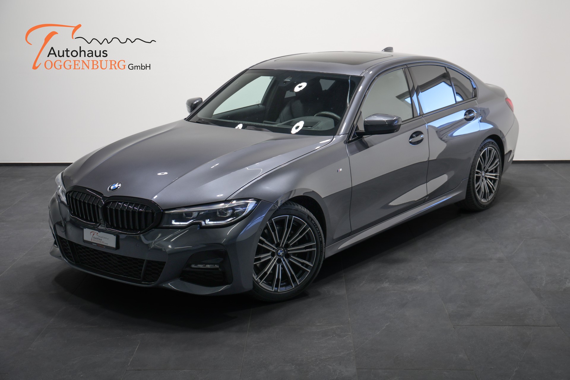 BMW 320d M Sport Steptronic-showroom-element-1