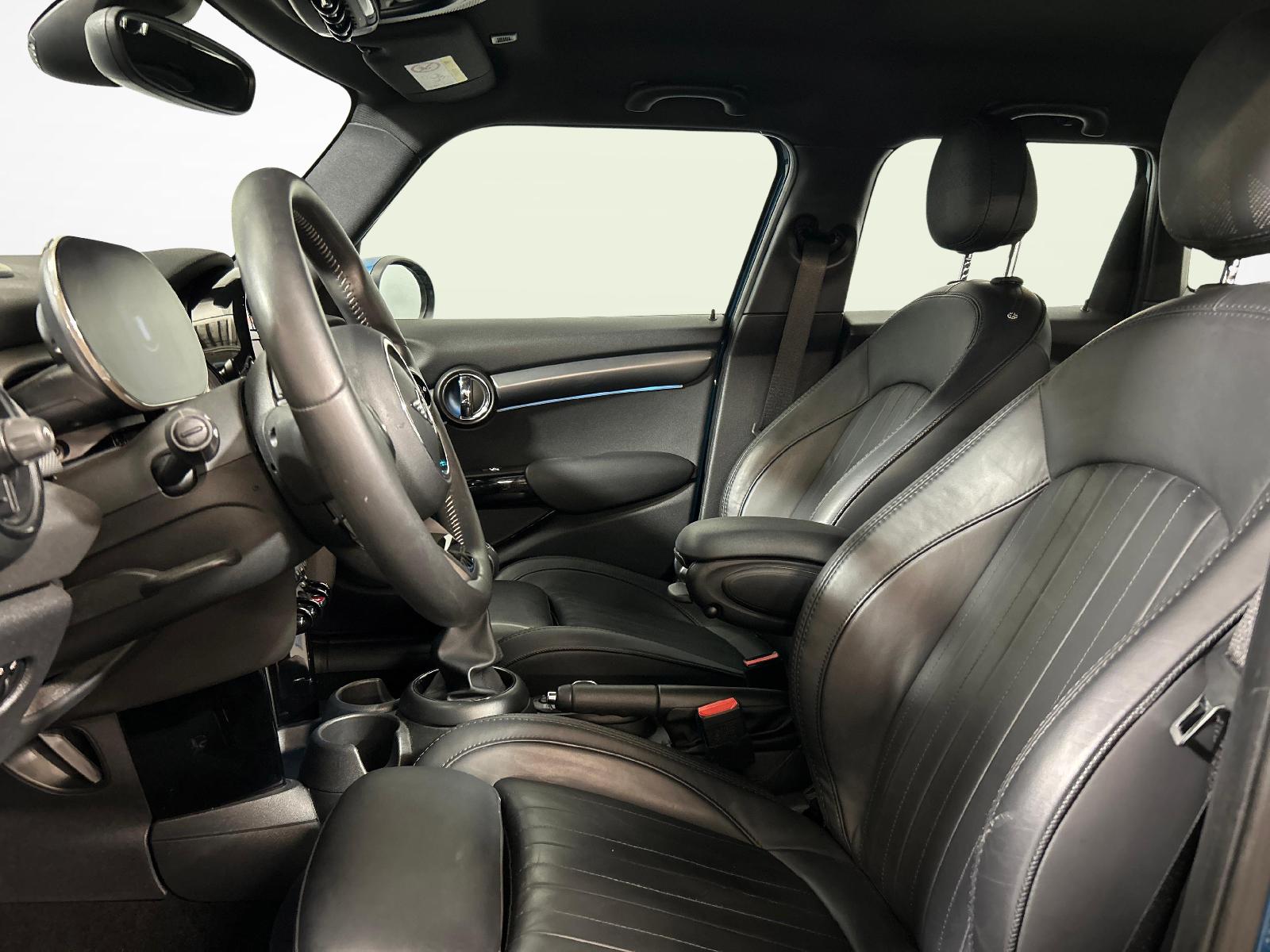 MINI F55 2.0i Cooper S-showroom-element-2