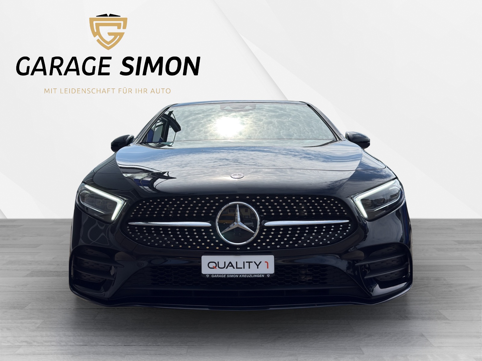 MERCEDES-BENZ A 180 Night Star AMG Line 7G-DCT ***CH-FAHRZEUG***-showroom-element-1