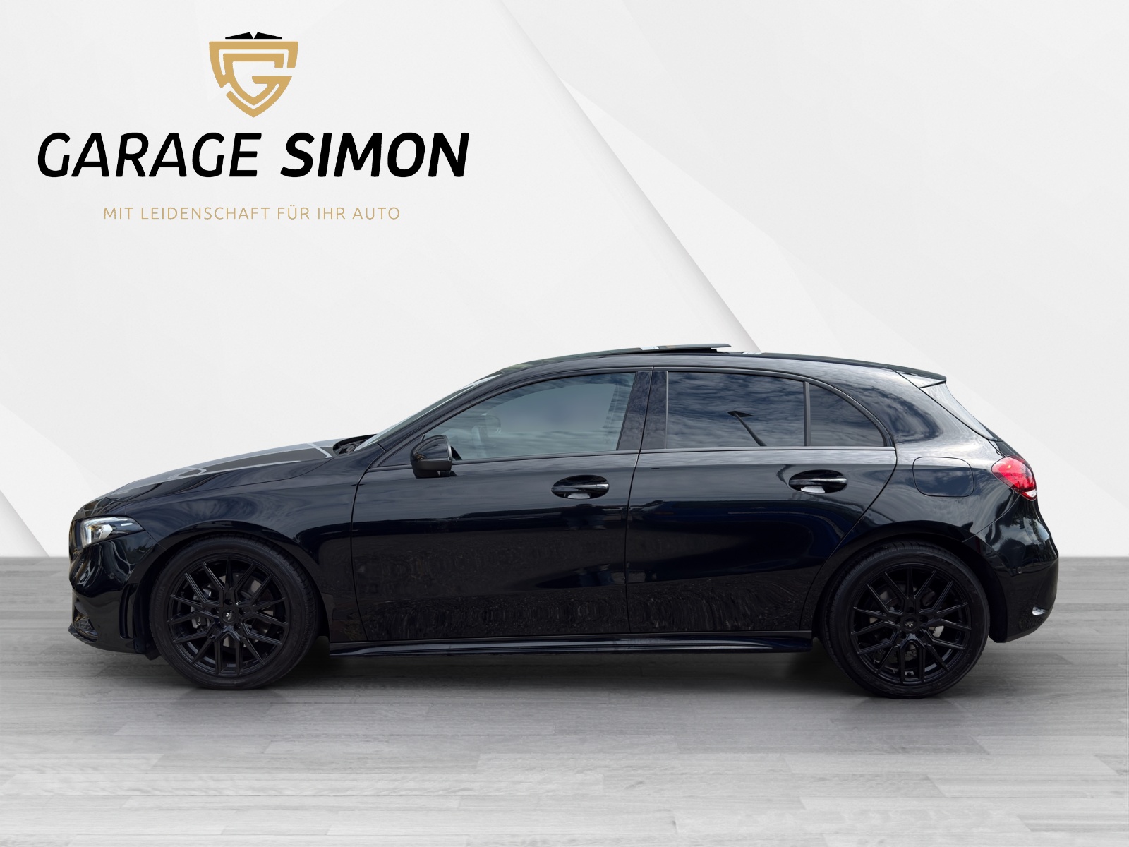 MERCEDES-BENZ A 180 Night Star AMG Line 7G-DCT ***CH-FAHRZEUG***-showroom-element-3
