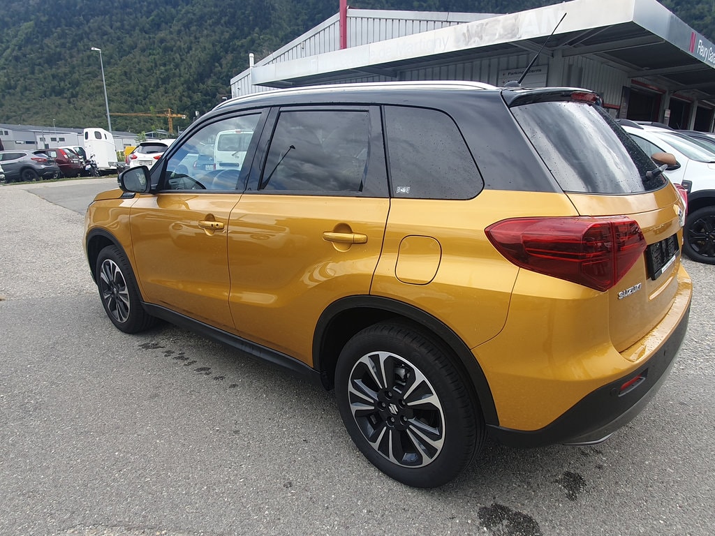 SUZUKI Vitara 1.4 Boosterjet Compact + Automatic-image-6
