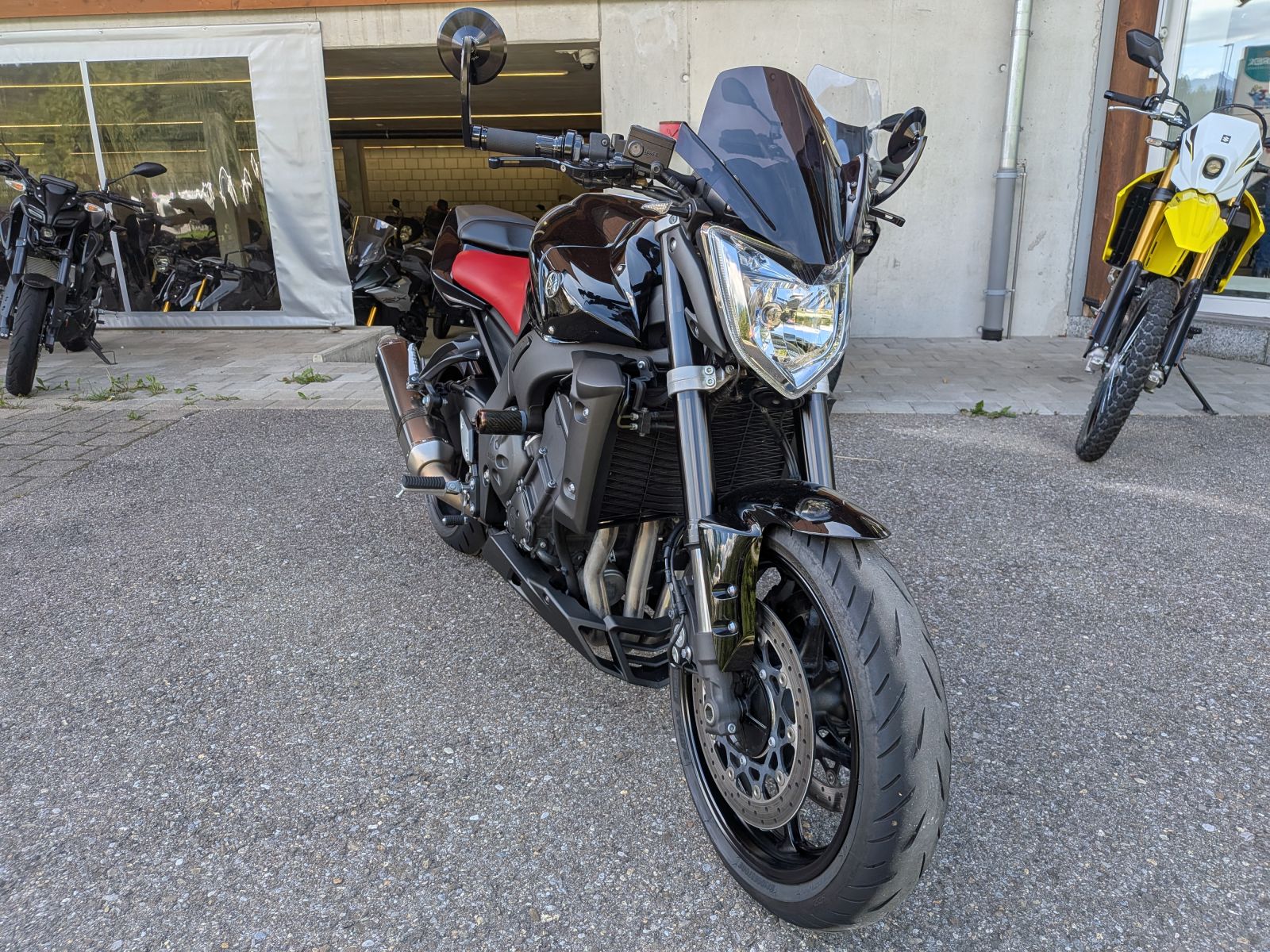 YAMAHA FZ1 N ABS-image-1