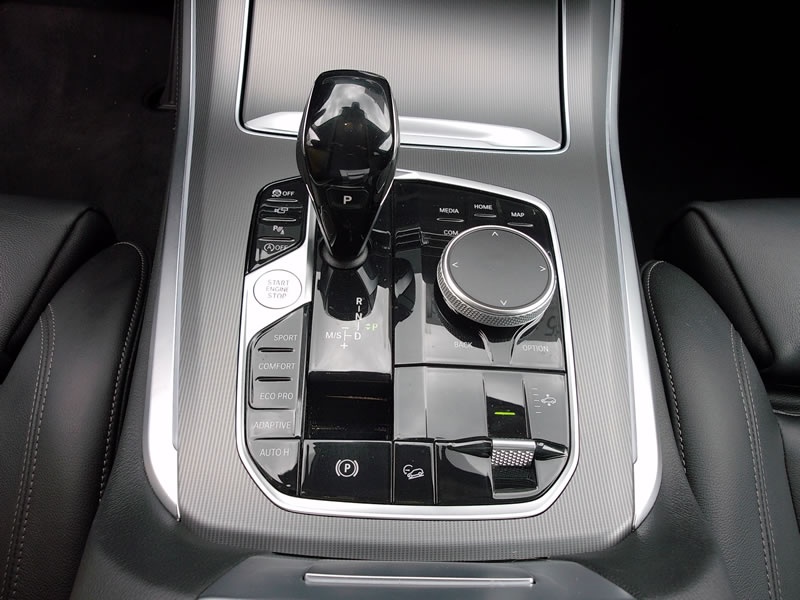 BMW X5 xDrive 30d Steptronic-image-18