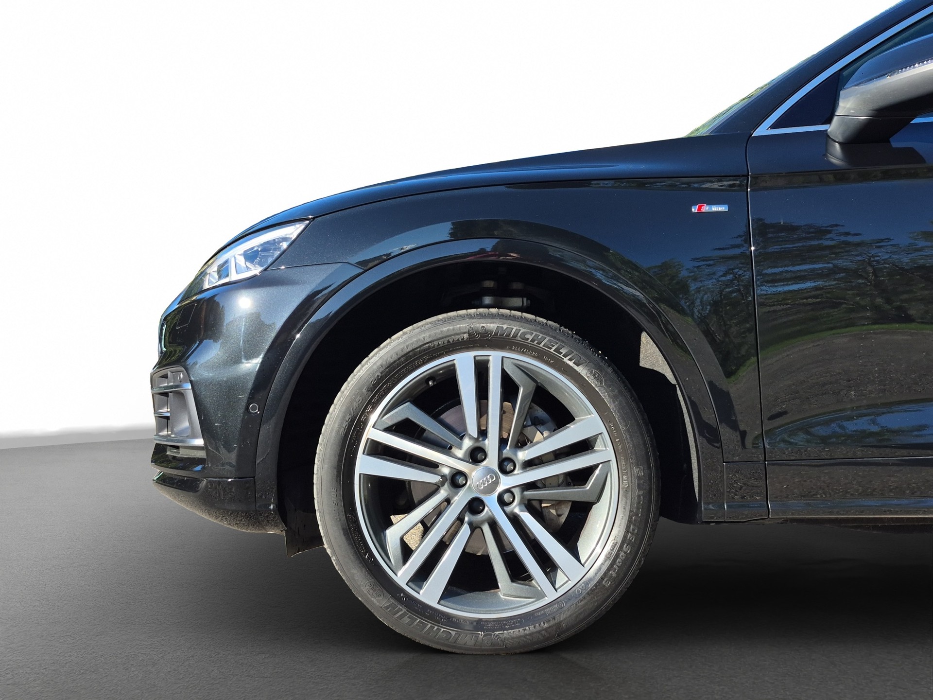 AUDI Q5 45 TFSI S-Line sport quattro S-tronic *Anhängerkupplung/B&O/360°*-showroom-element-3