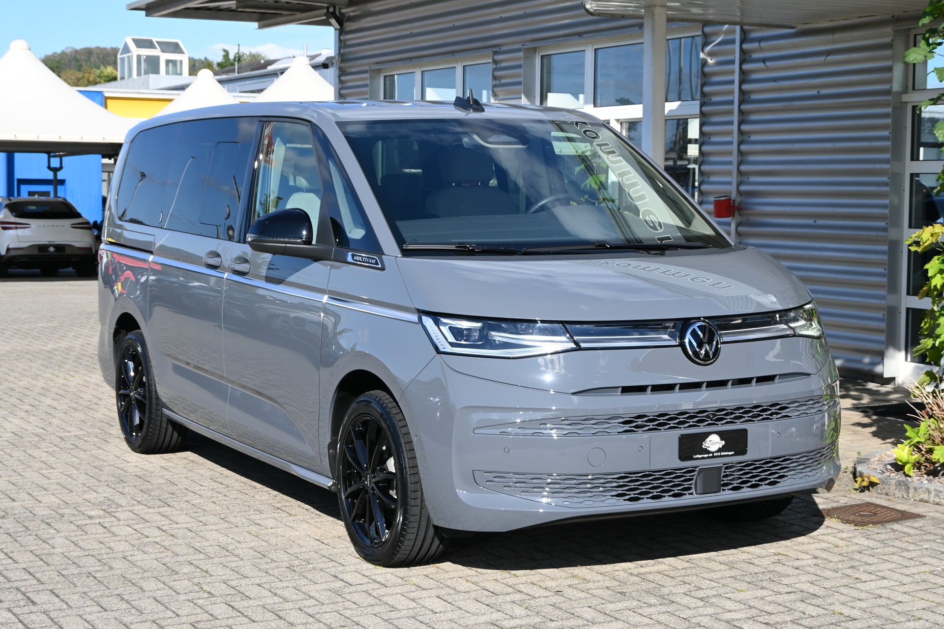VW Multivan 2.0 TDI Style DSG Lang 7-Plätzer + AHK 2000KG + Standheizung