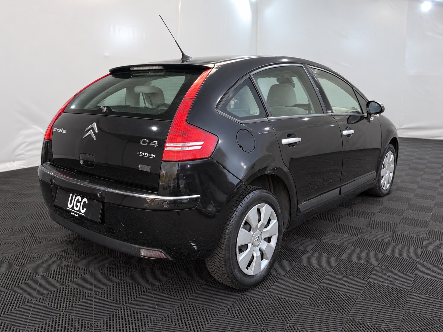 CITROEN C4 2.0i 16V Exclusive-image-5