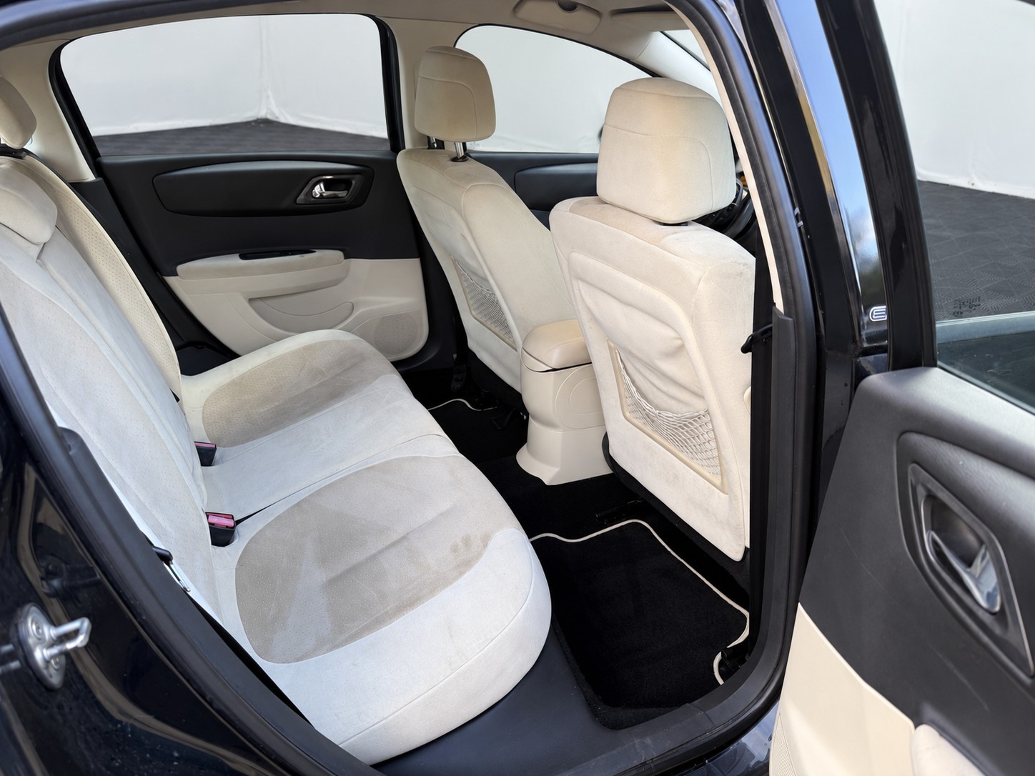 CITROEN C4 2.0i 16V Exclusive-image-9