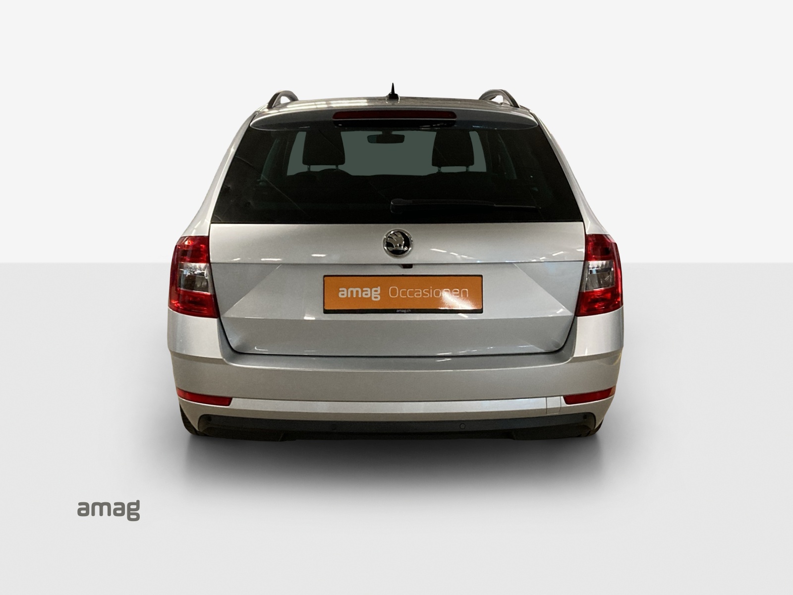 SKODA Octavia Combi 2.0 TSI Soleil 4x4 DSG-showroom-element-3