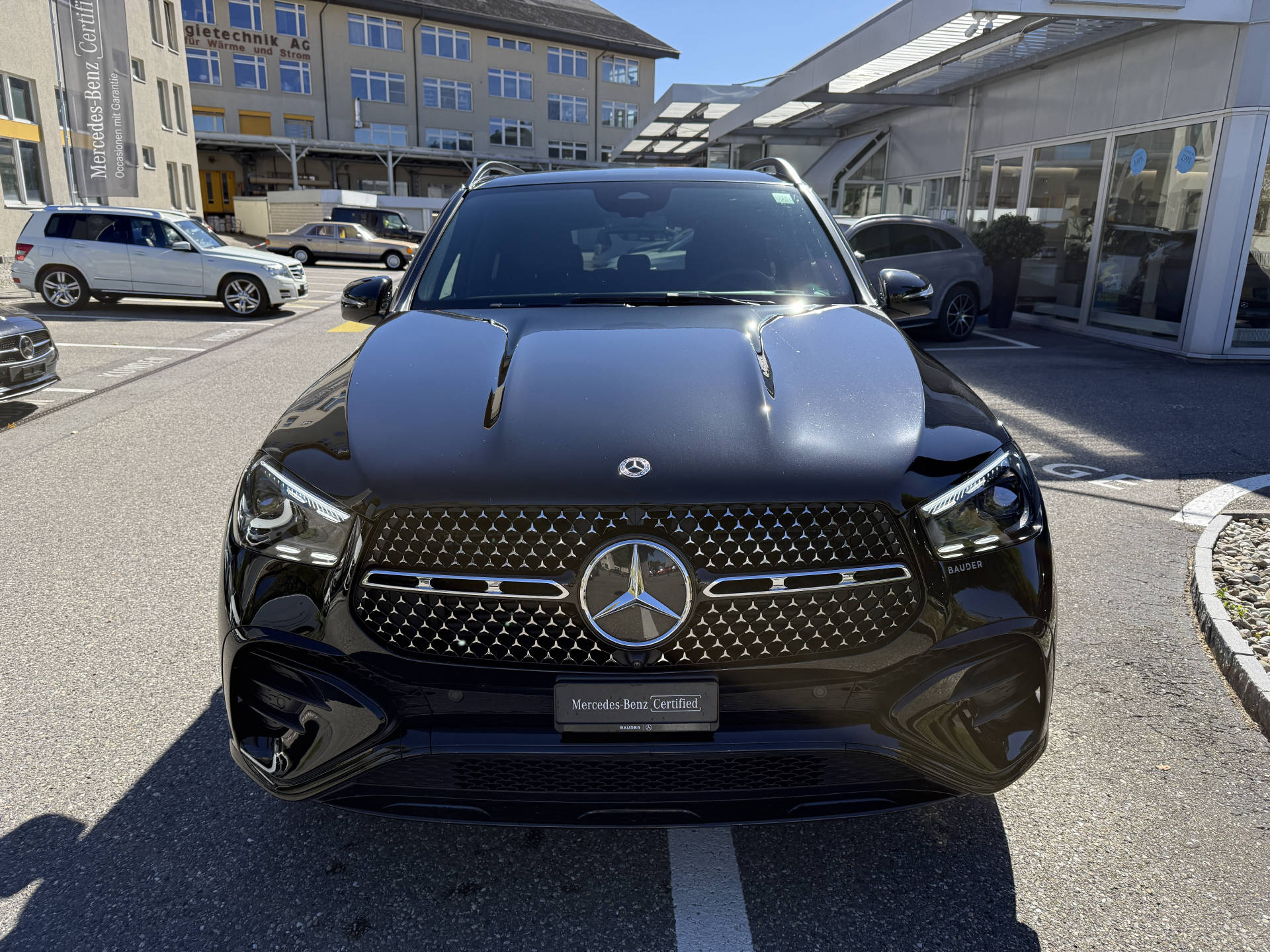 MERCEDES-BENZ GLE 300 d AMG Line 4matic-showroom-element-1
