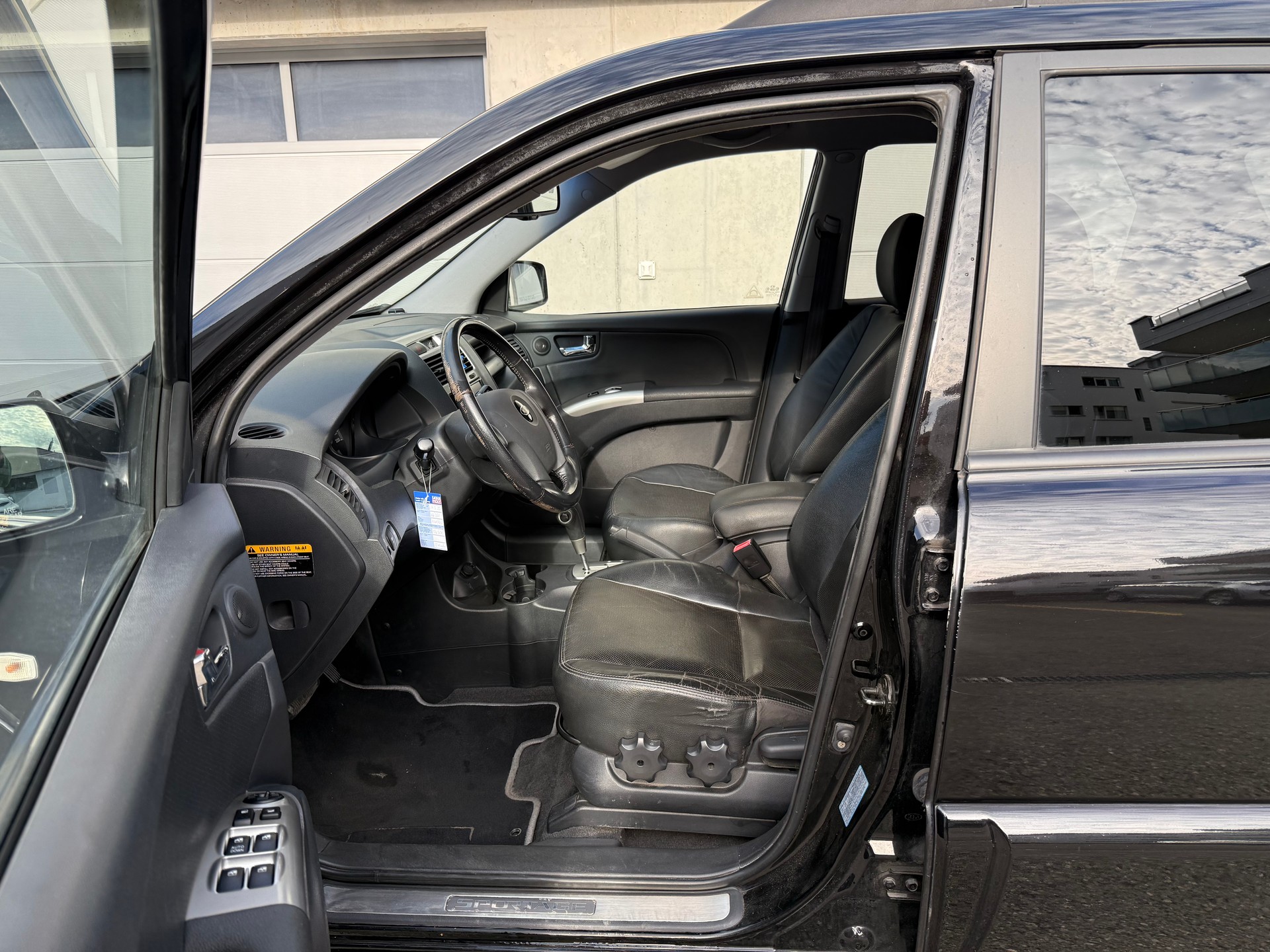 KIA Sportage 2.7 V6 Active-image-9
