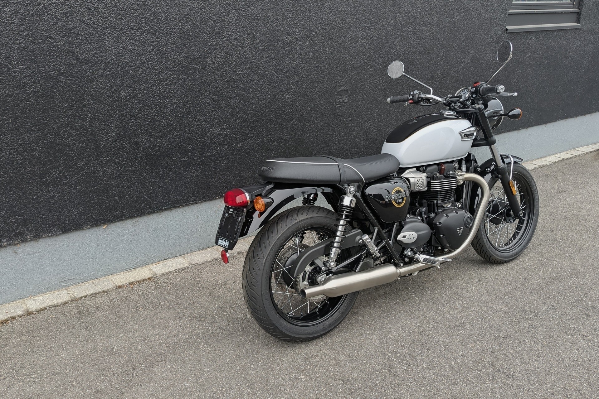TRIUMPH Bonneville 900 T 100 (35kW)-image-5