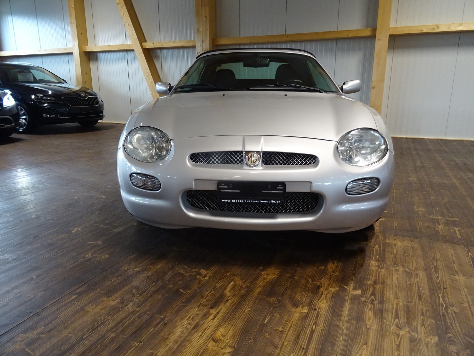 MG MGF 1.8i VVC-showroom-element-1
