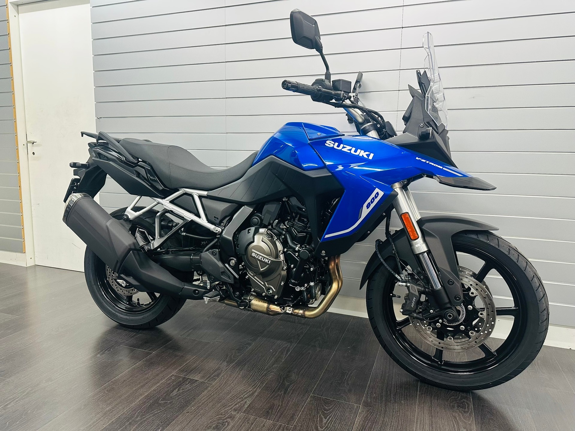 SUZUKI DL 800 U V-Strom-image-4