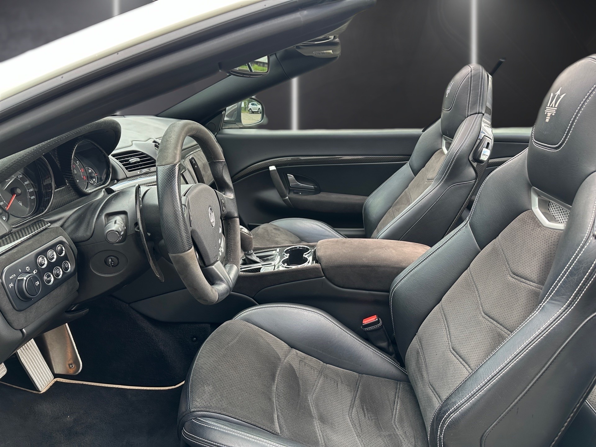 MASERATI GranCabrio MC Automatica-image-6