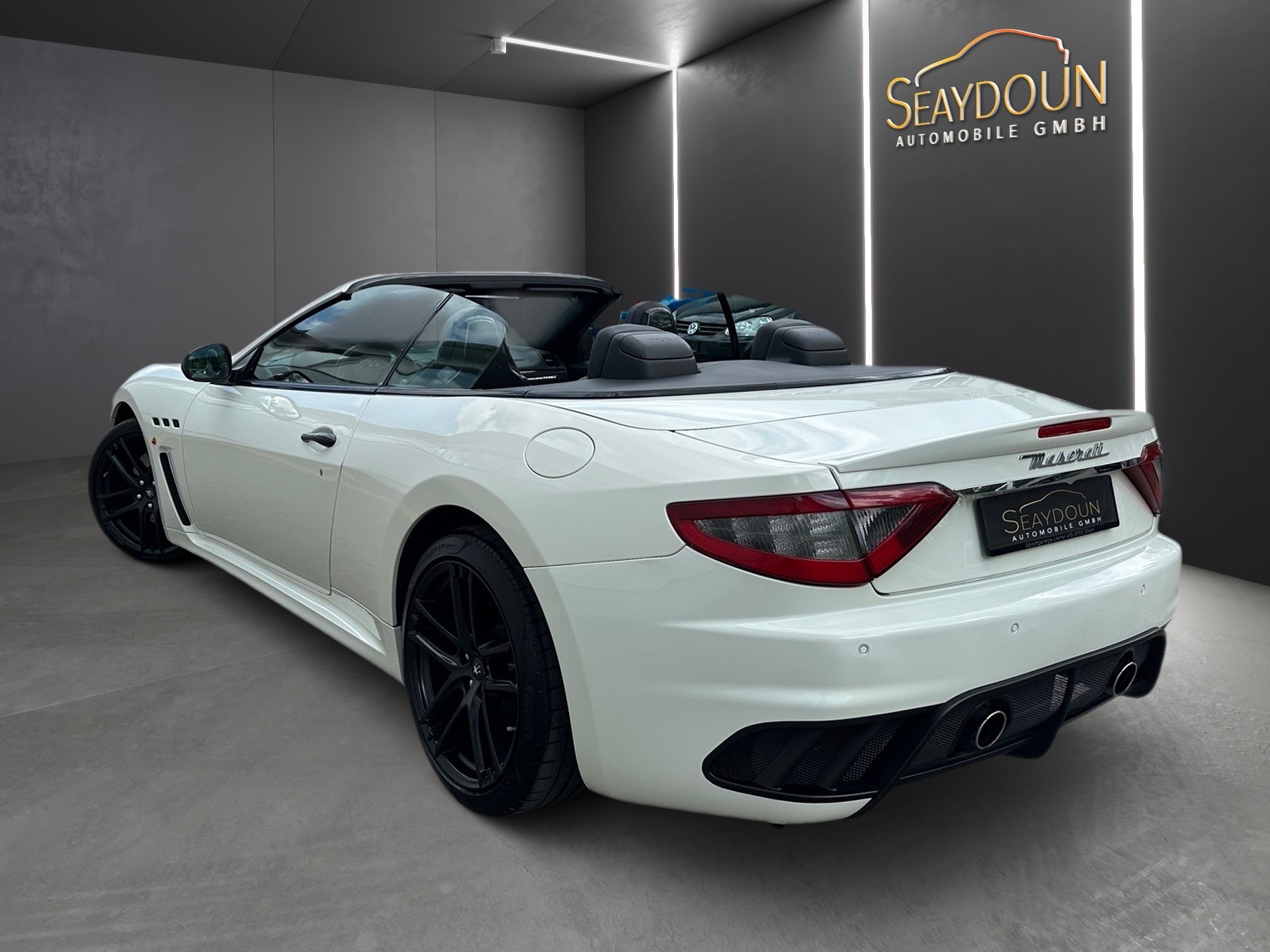 MASERATI GranCabrio MC Automatica-showroom-element-3
