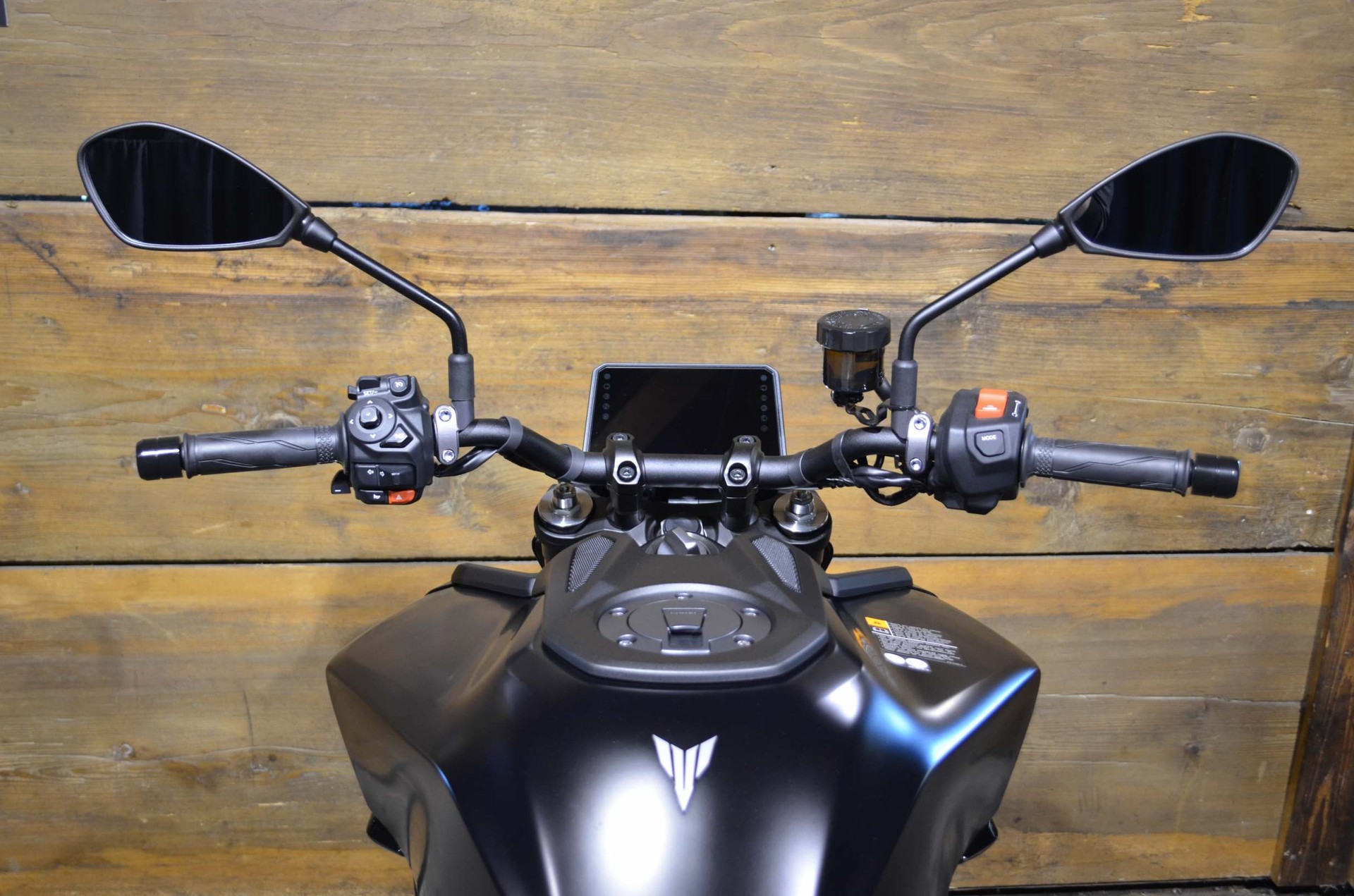 YAMAHA MT-09 ABS Y-AMT-image-2