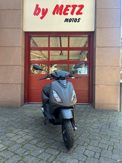 PIAGGIO Piaggio 1 Active 60km/h Full Electric-image-1