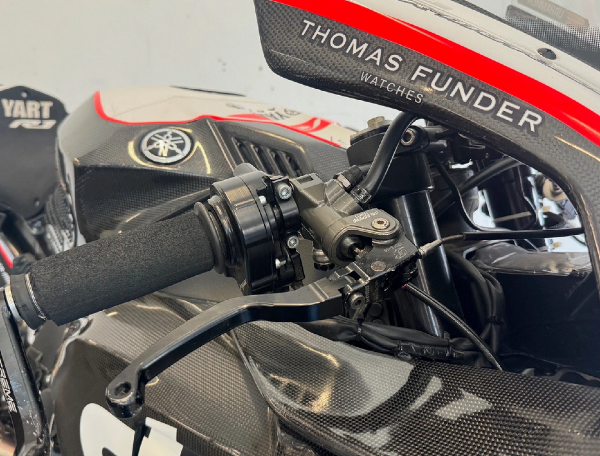 YAMAHA YZF-R1 ABS-image-7