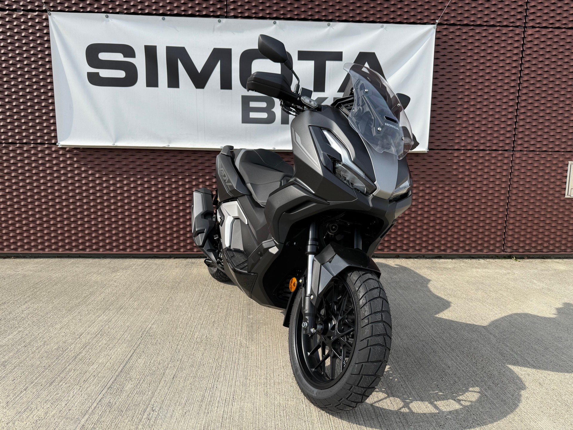 HONDA ADV 350-showroom-element-2