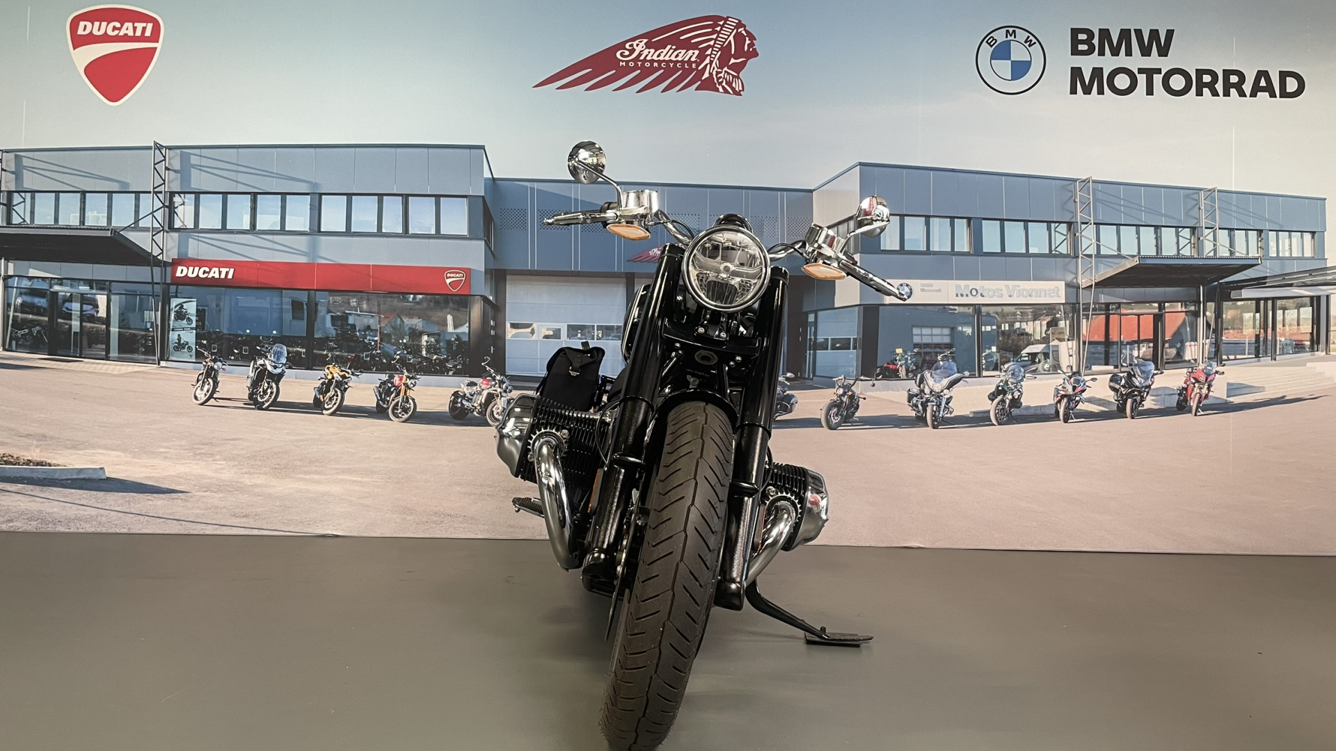 BMW R 18-image-1