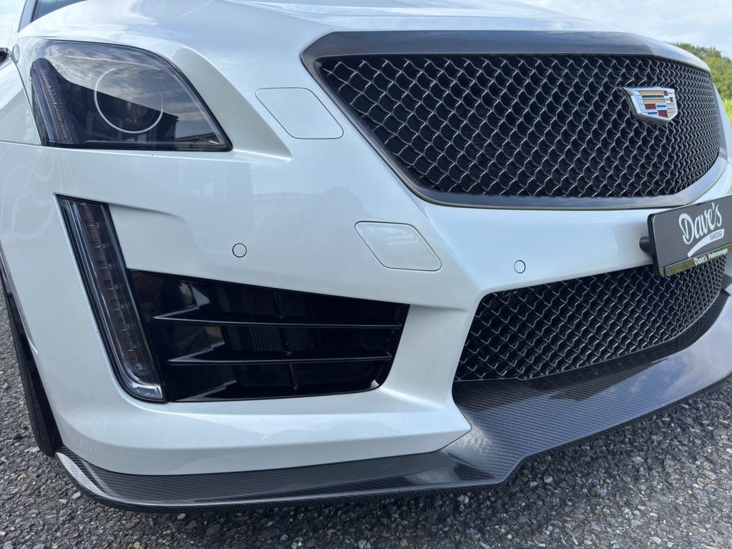 CADILLAC CTS -V Sedan 6.2 Supercharged Automatic * Carbon Paket * Ohne OPF *-image-14