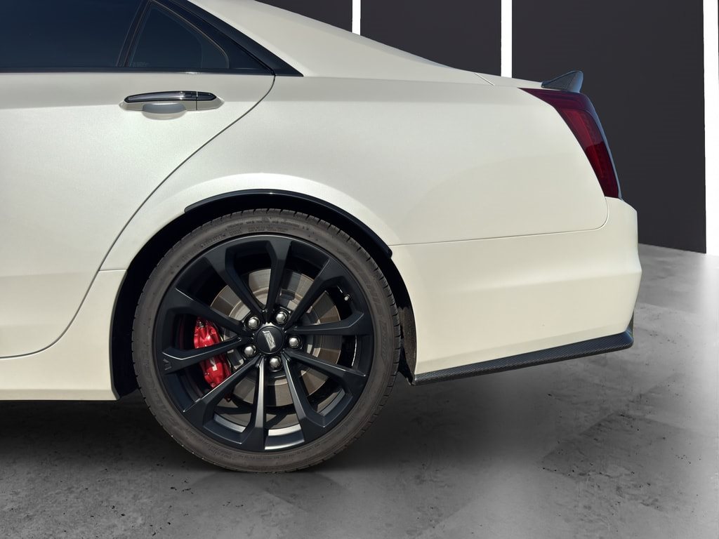 CADILLAC CTS -V Sedan 6.2 Supercharged Automatic * Carbon Paket * Ohne OPF *-image-10