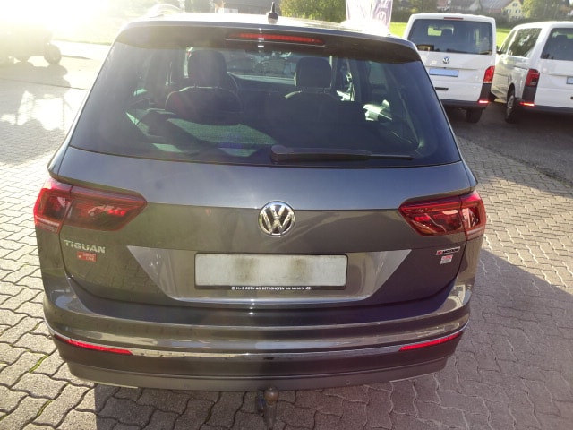 VW Tiguan 2.0 TDI SCR Highline 4Motion DSG-image-3