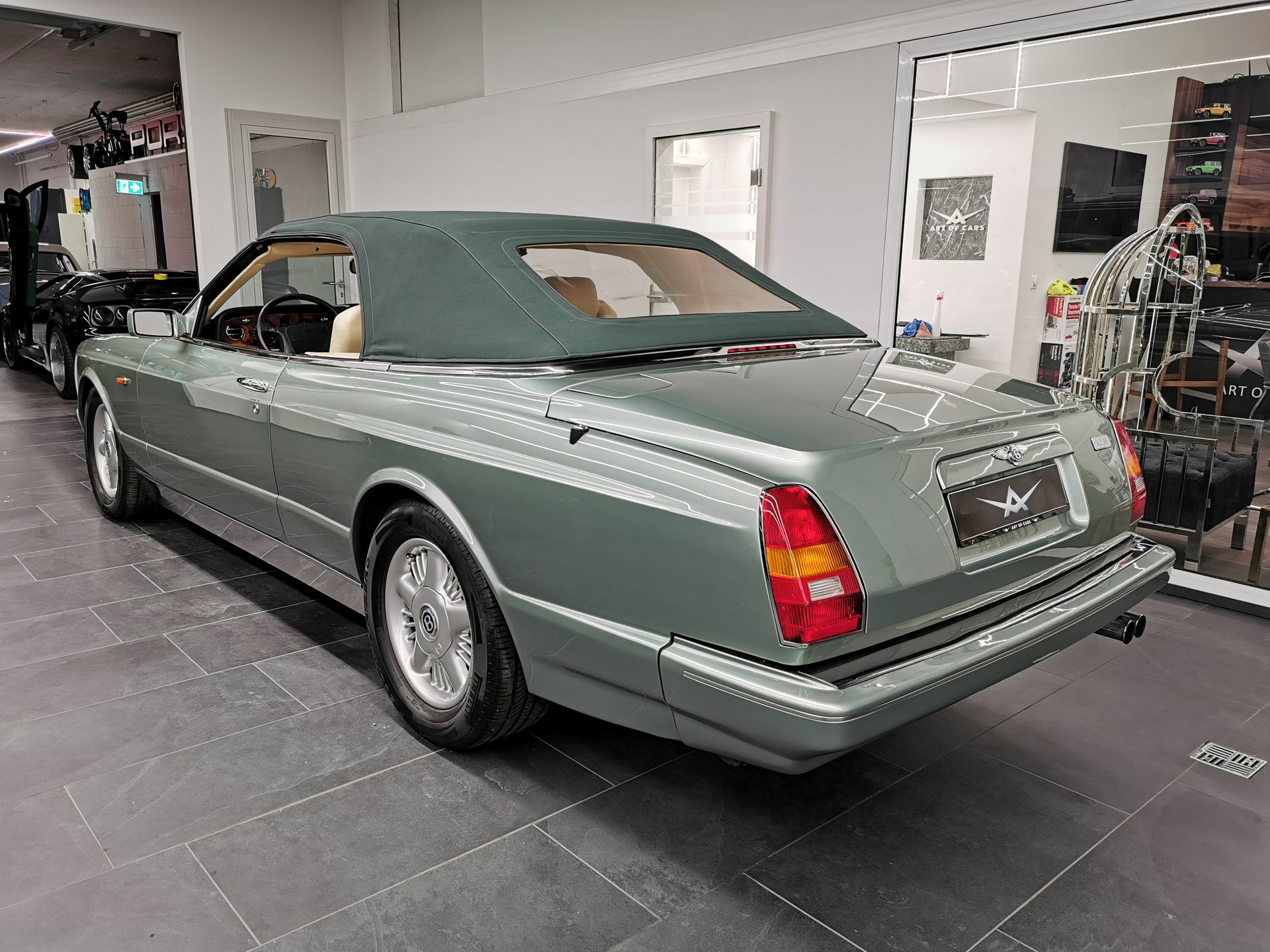 BENTLEY AZURE SERIE 1 AURORA GRÜN GREEN MAGNOLIA UNIKAT OLDTIMER VETERAN-image-4