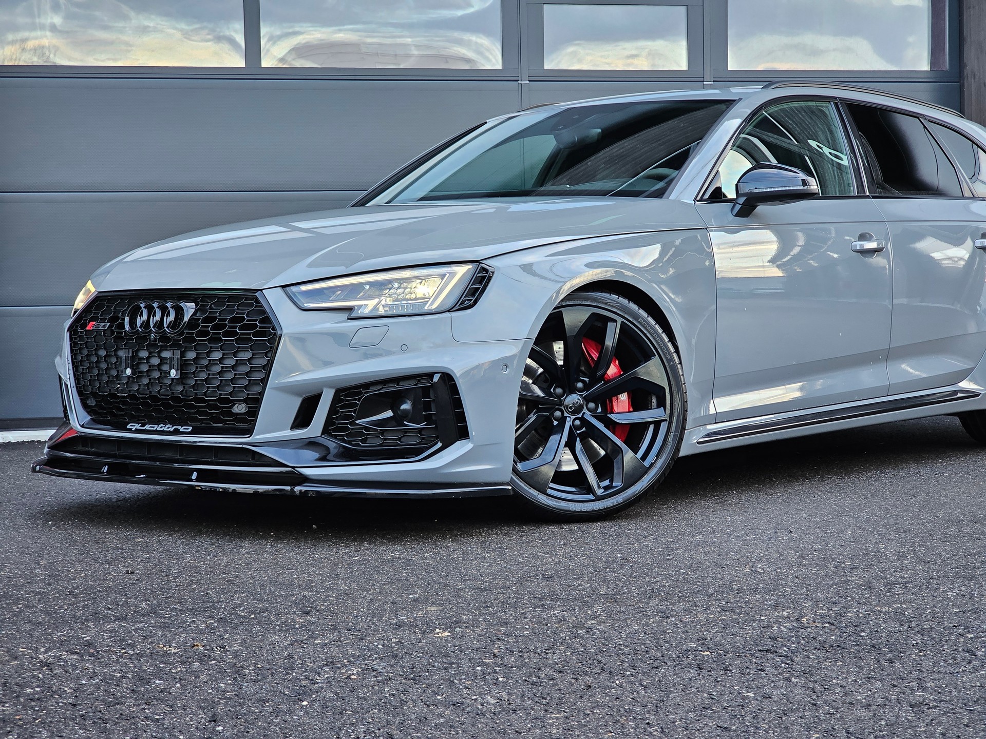 AUDI RS4 Avant 2.9 TFSI quattro tiptronic
