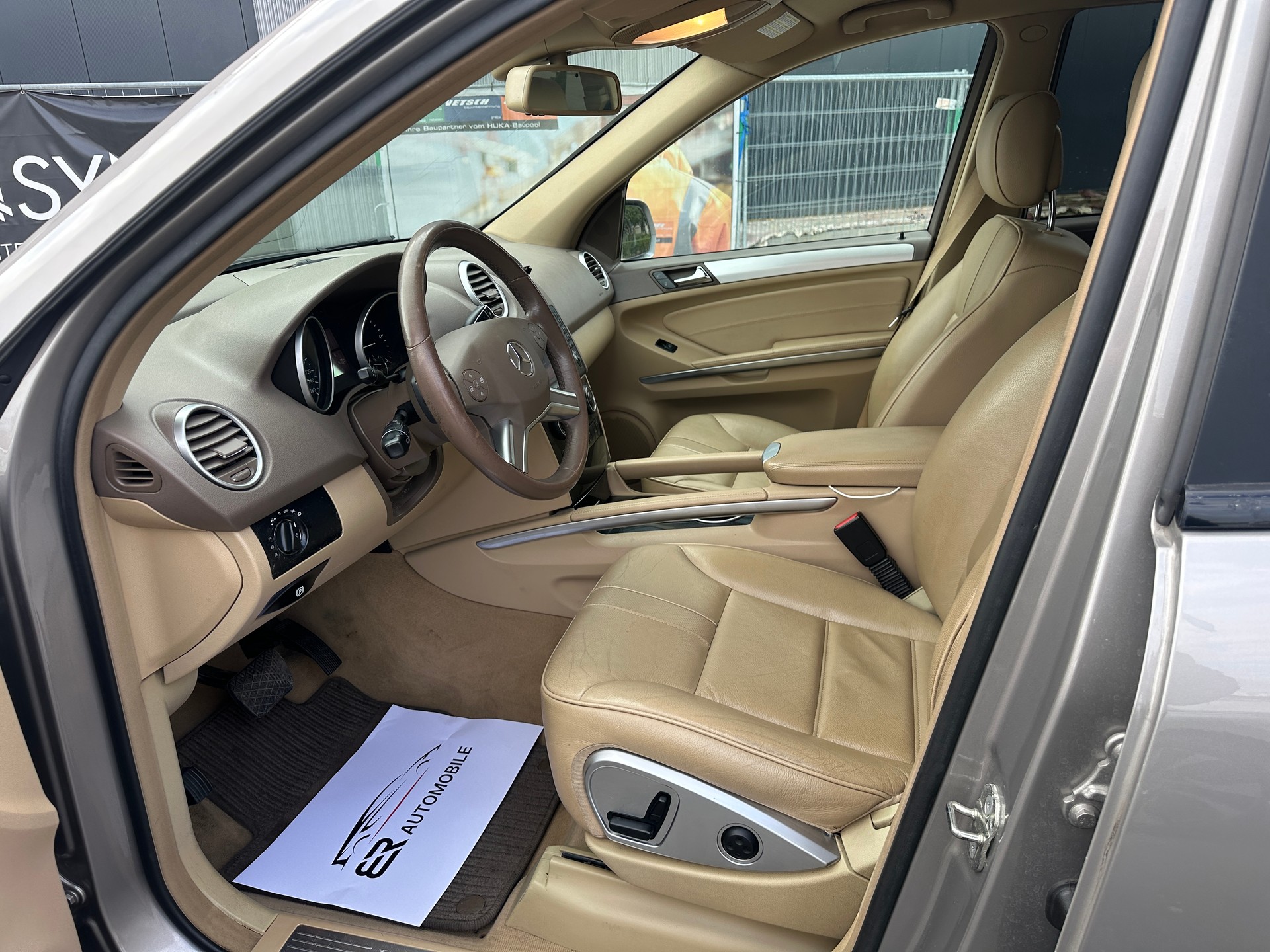 MERCEDES-BENZ ML 320 CDI 4Matic Edition7G-Tronic-image-9