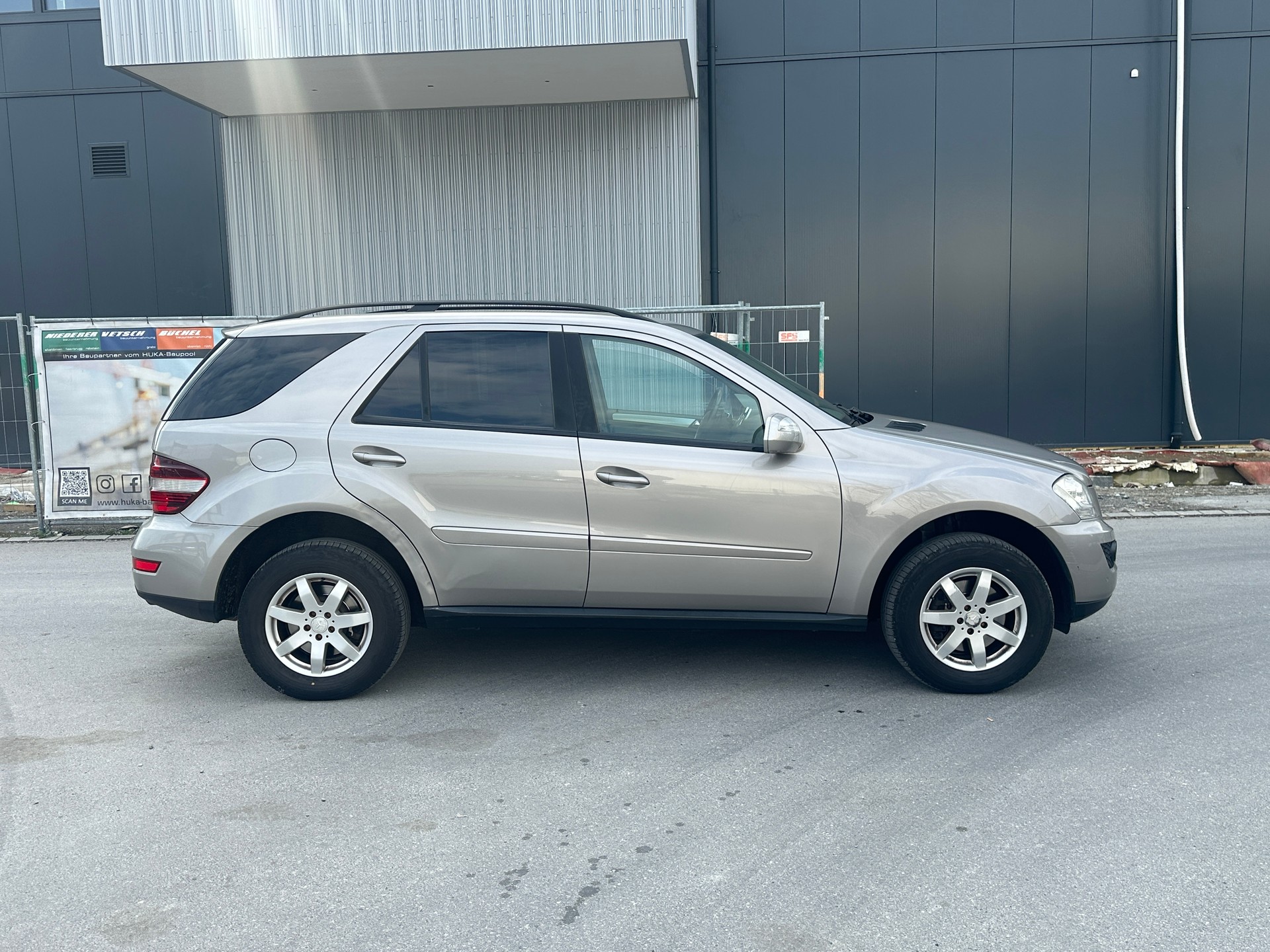 MERCEDES-BENZ ML 320 CDI 4Matic Edition7G-Tronic-image-7