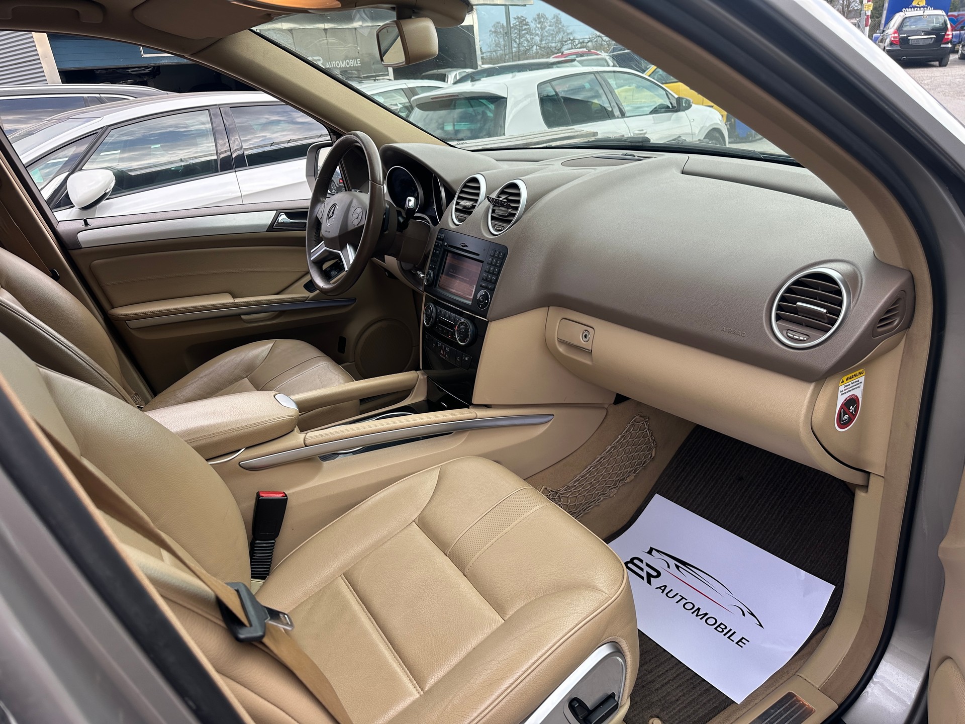 MERCEDES-BENZ ML 320 CDI 4Matic Edition7G-Tronic-image-8