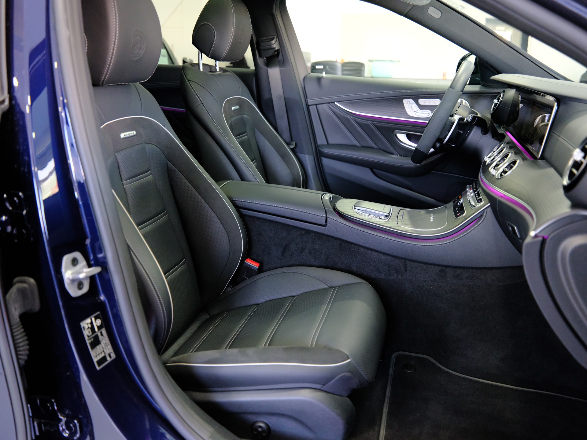MERCEDES-BENZ AMG E 63 S 4Matic+ Speedshift 9G-TCT-image-15