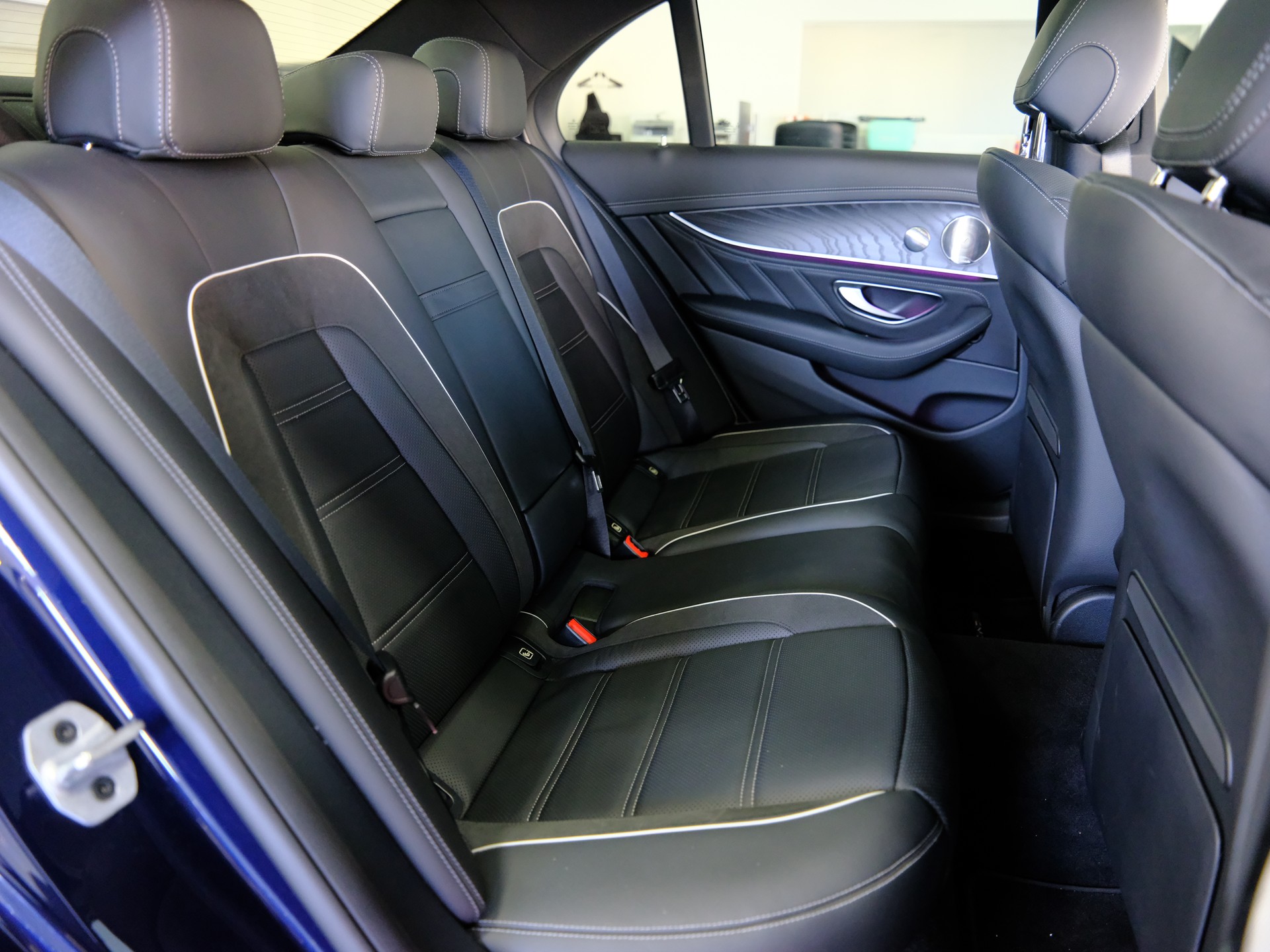 MERCEDES-BENZ AMG E 63 S 4Matic+ Speedshift 9G-TCT-image-17
