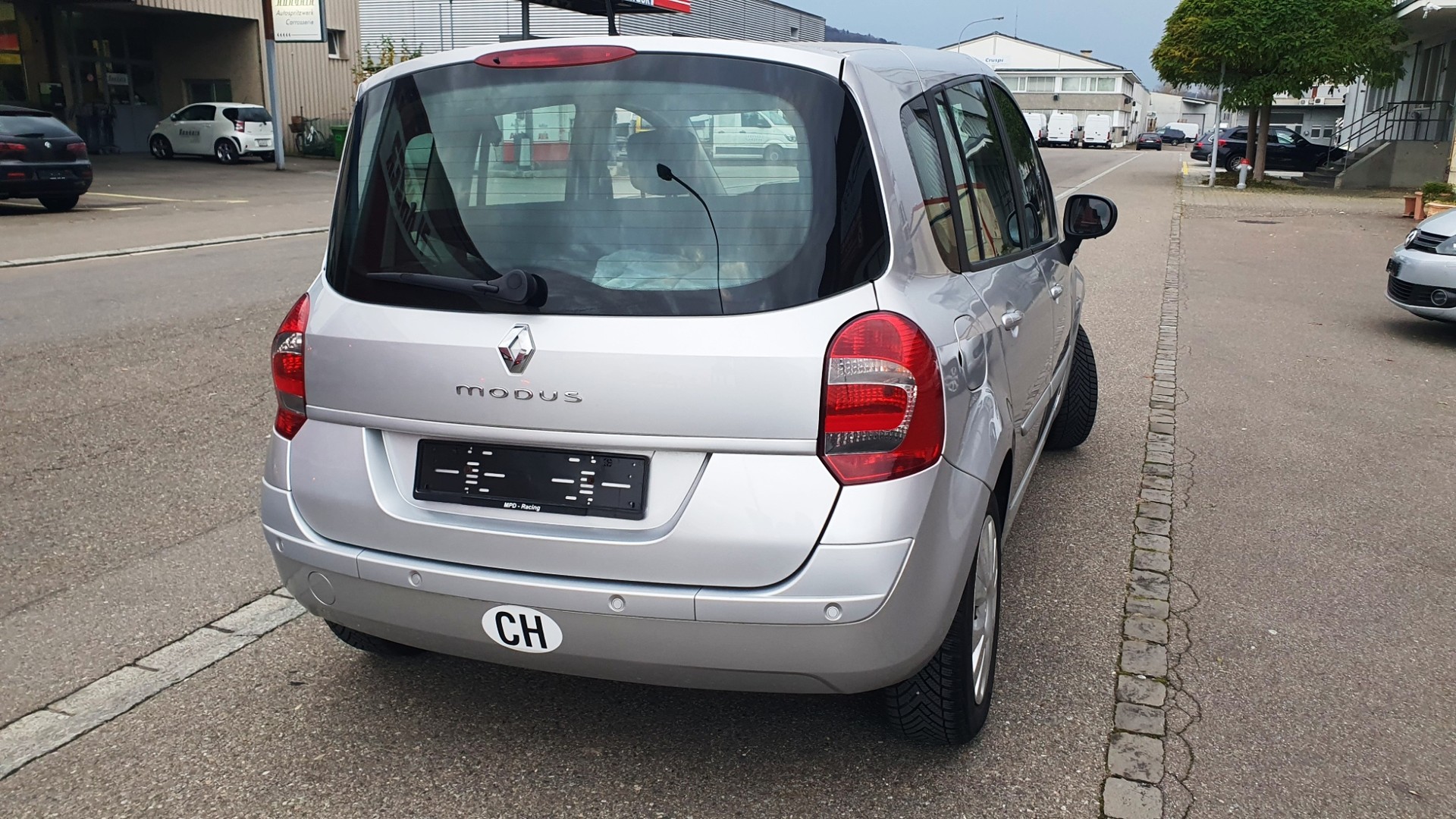 RENAULT Modus 1.6 16V Yahoo Automatic-image-8