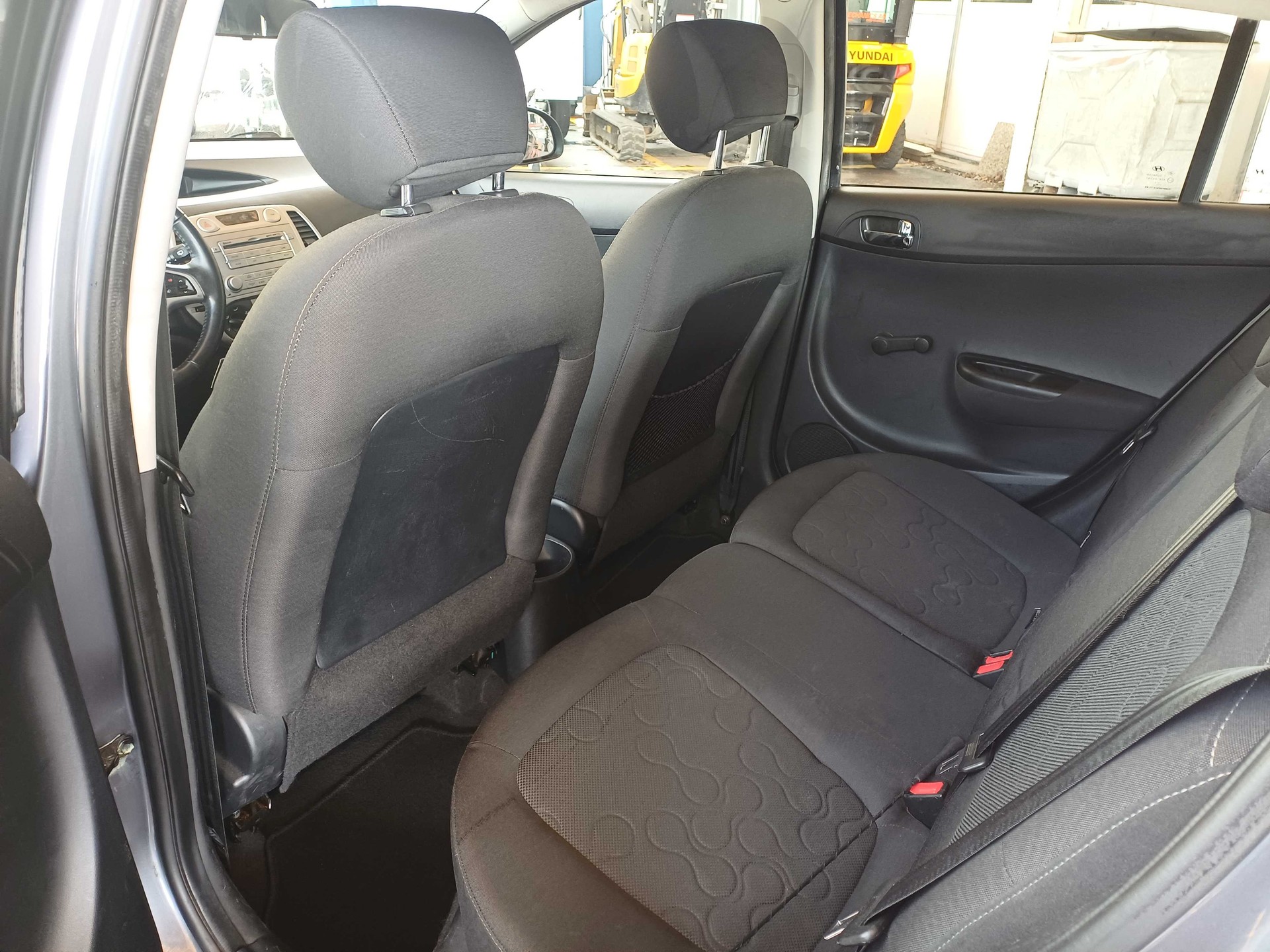 HYUNDAI i20 1.4 Style-image-6
