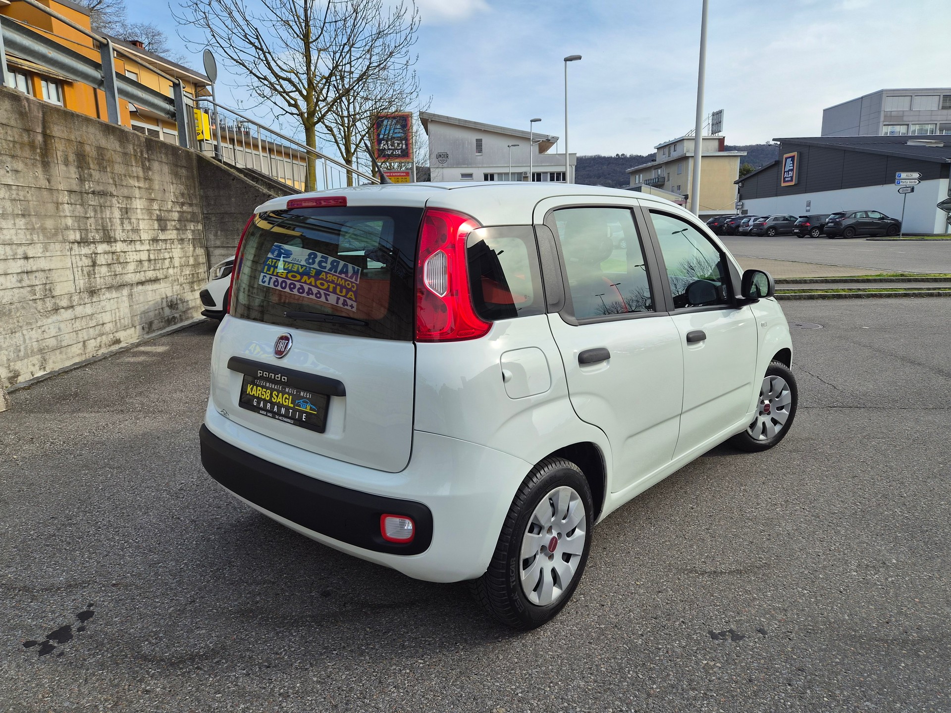 FIAT Panda 1.2 Lounge Con Forno Pizza-image-2